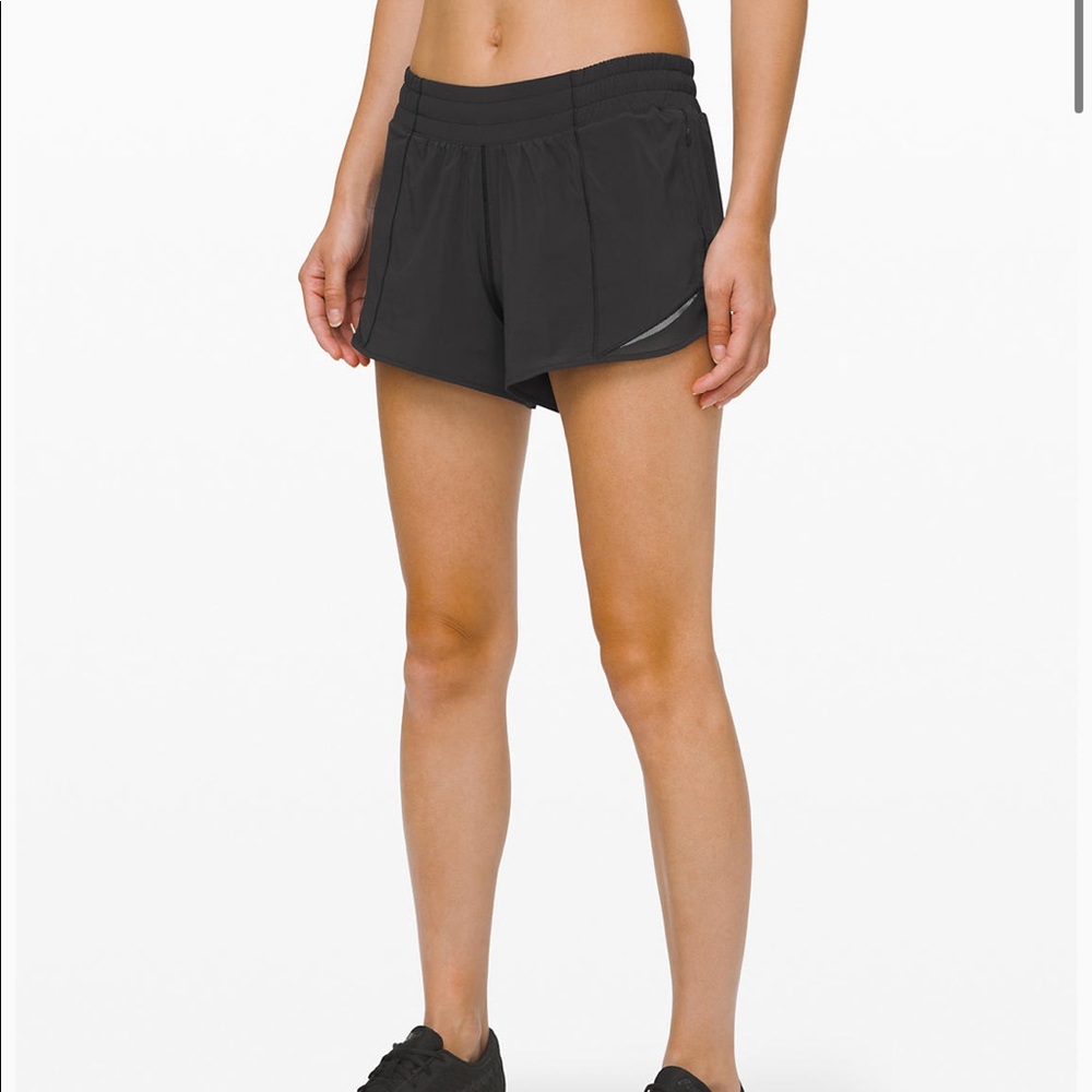 Lululemon Hotty hot short 4”